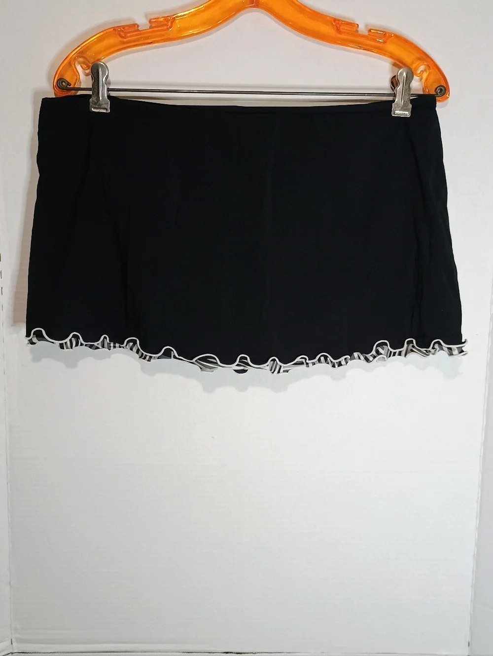 Profile Black & White Patterned Tankini Top with Matching Swim Skirt Size 12 - Picture 6 of 9